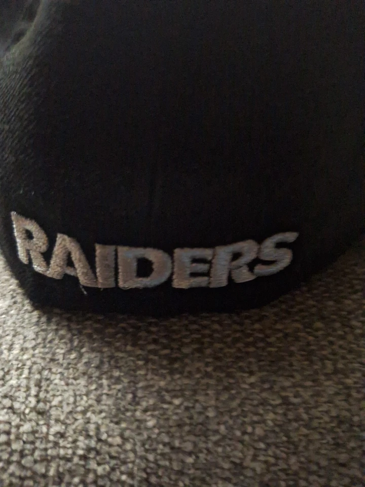 59fifty Raiders Sombrero Ajustado Raro Parche Lateral 7 5/8 Foto 3 de 4