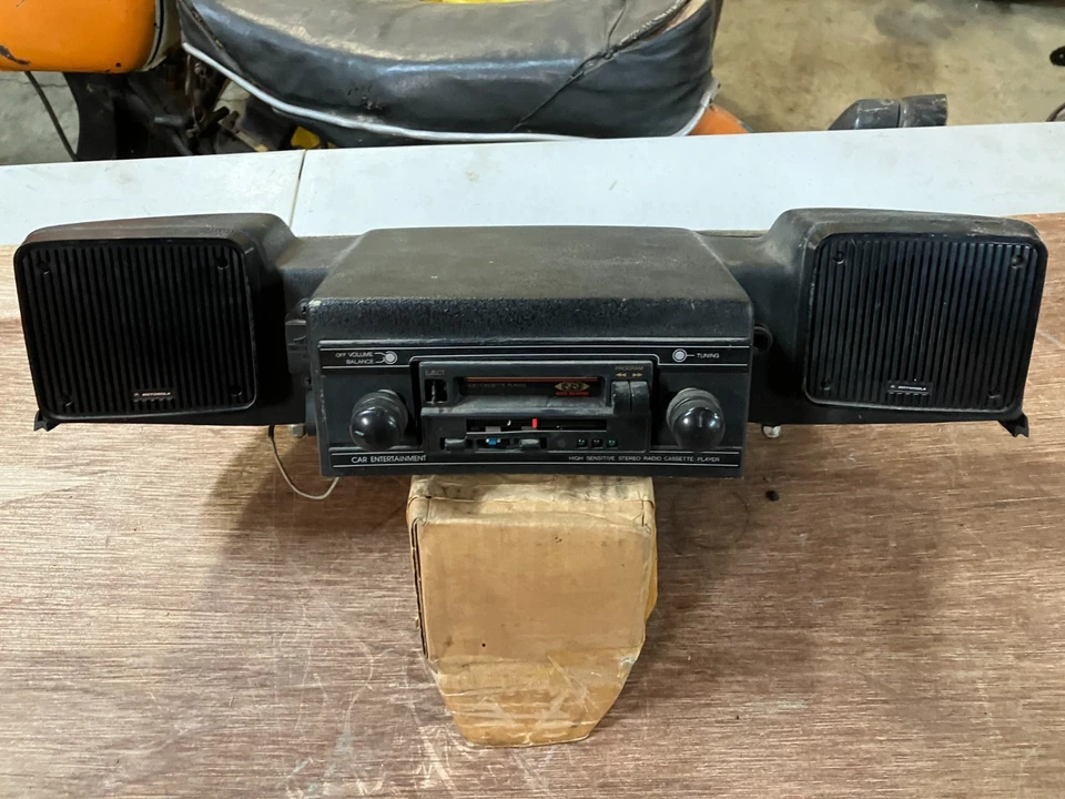 Harley Davidson Cabeza de Pala Evo FLT Tour Carenado Deslizante Radio/CB Caddy Foto 2 de 4