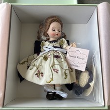 Madame Alexander Perfect Vintage 40810 8" Original Box with Tags Accessories