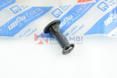 CLIP CLAMP FIXING SIDE DOOR PANEL POST. Fiat Mille Uno - 7730712