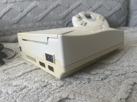 Sega Dreamcast Console w/ 1 Controller & Cables *TESTED* [HKT-3020]