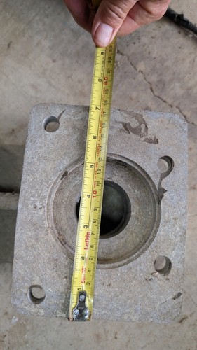 Ford BW T18 4wd Transfer Case Adapter Housing - Picture 3 of 8