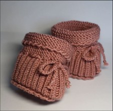 Babyschuhe gestrickt gehäkelt rosa Mädchen Stricksocken Erstlinge Krabbelschuhe 