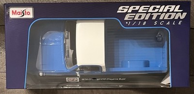 Maisto Special Edition 1/18 Scale 1974 Chevrolet C10 Cheyenne 