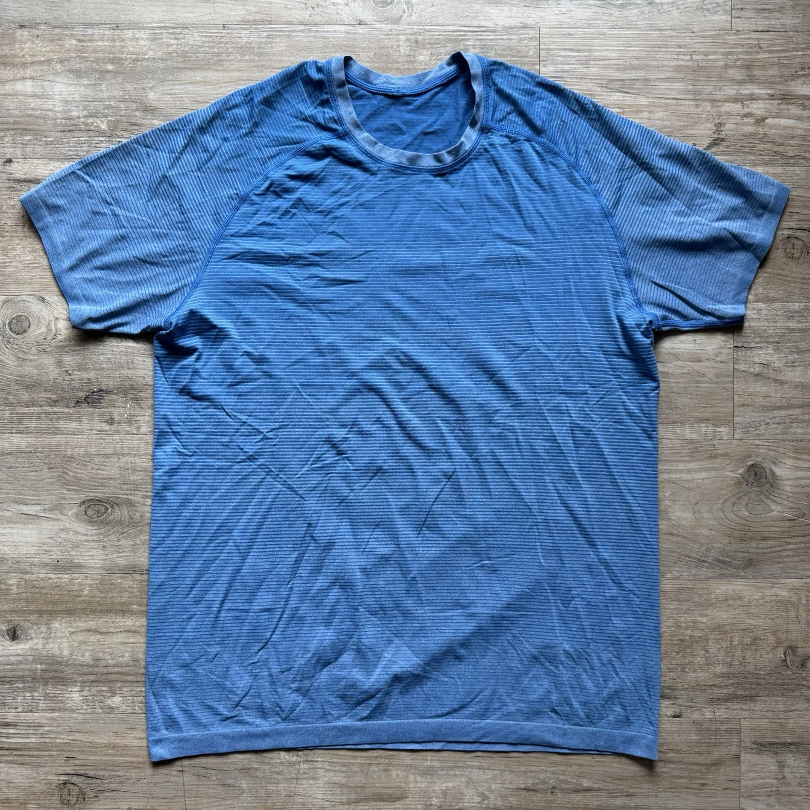 Lululemon Metal Vent Tech Striped Shirt Men XL Blue Athletic Fit Performance Run
