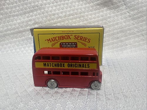 VTG Matchbox Series A Moko Lesney No 5 BUS 1988 in Box - Picture 3 of 6