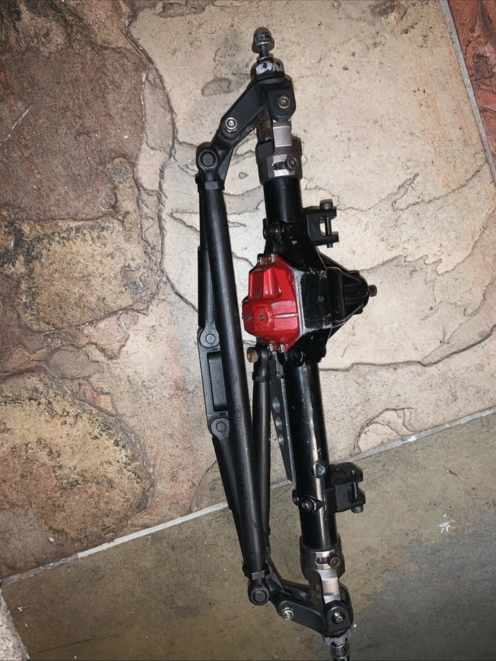 Axial SMT10 SCX10 Wraith AR60 Axles with Upgrades - Image 3 of 4