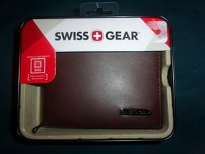 swiss gear wallet amazon
