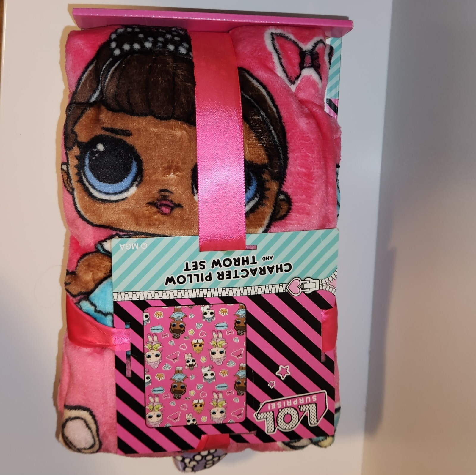 NEW MGA LOL Surprise Kids Character Pillow & Throw Set Glitterati NWT