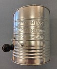 Vintage Bromwell's 5 Cup Measuring Sifter Tin Farmhouse Decor Cottagecore Rustic — photo 2