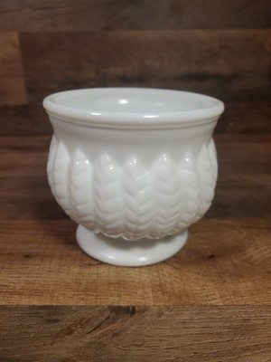 Vintage RANDALL White Milk Glass Vase PLANTER Bowl FEATHER WHEAT Pattern 4 H