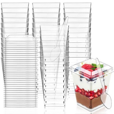 50 Stück Dessertgläser Plastik mit Löffeln Und Deckel 150ML Dessertbecher Klare
