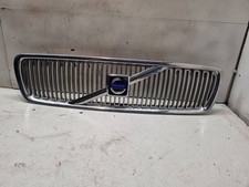 Calandre Volvo V70