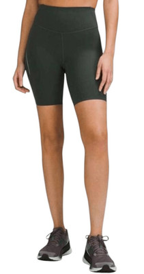 LULULEMON ATHLETICA Base Pace High-Rise Reflective Short 8' in Smoked Spruce Siz