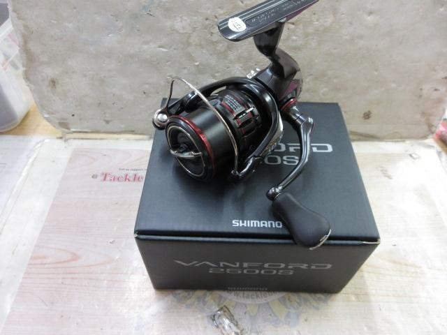 Shimano Vanford 2500SHG 20 Spinning Reel – Excellent Condition