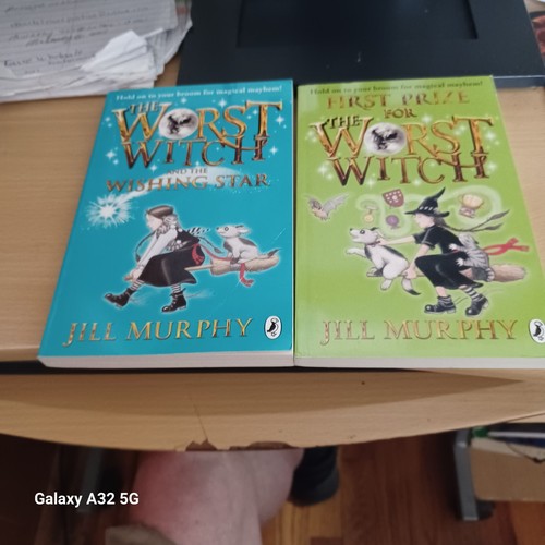 The Worst Witch Complete Adventures Jill Murphy 8Trade In Box VG 0731 - Picture 3 of 7