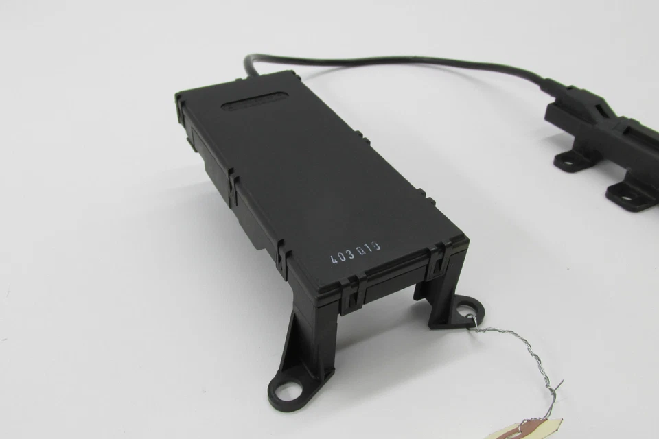 MERCEDES BENZ SL600 R230 2004-2006 OEM ANTENA DE ENTRADA DELANTERA IZQUIERDA SIN LLAVE Foto 3 de 4