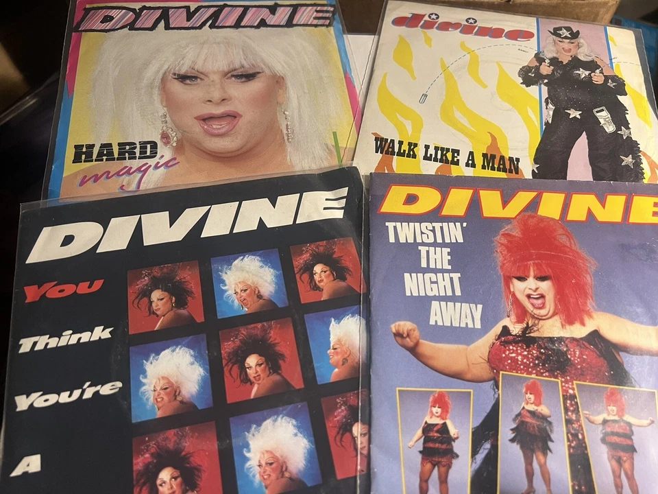 DIVINE - THE SEVEN INCHES COLLECTION- 1984/1985 GERMAM/UK IMPORT BOX SET 13-45’s - Image 4 of 4