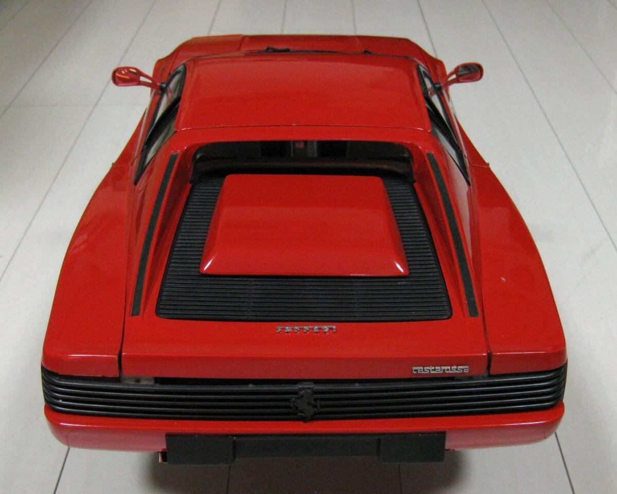 Ferrari Testarossa 1/8スケール 赤 ポケール Ferrari Testarossa 1/8スケール 赤 ポケール