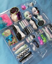 Bratzillaz Glam Gets Wicked Switch-A-Witch Toys 43 PCS IN LOOSE