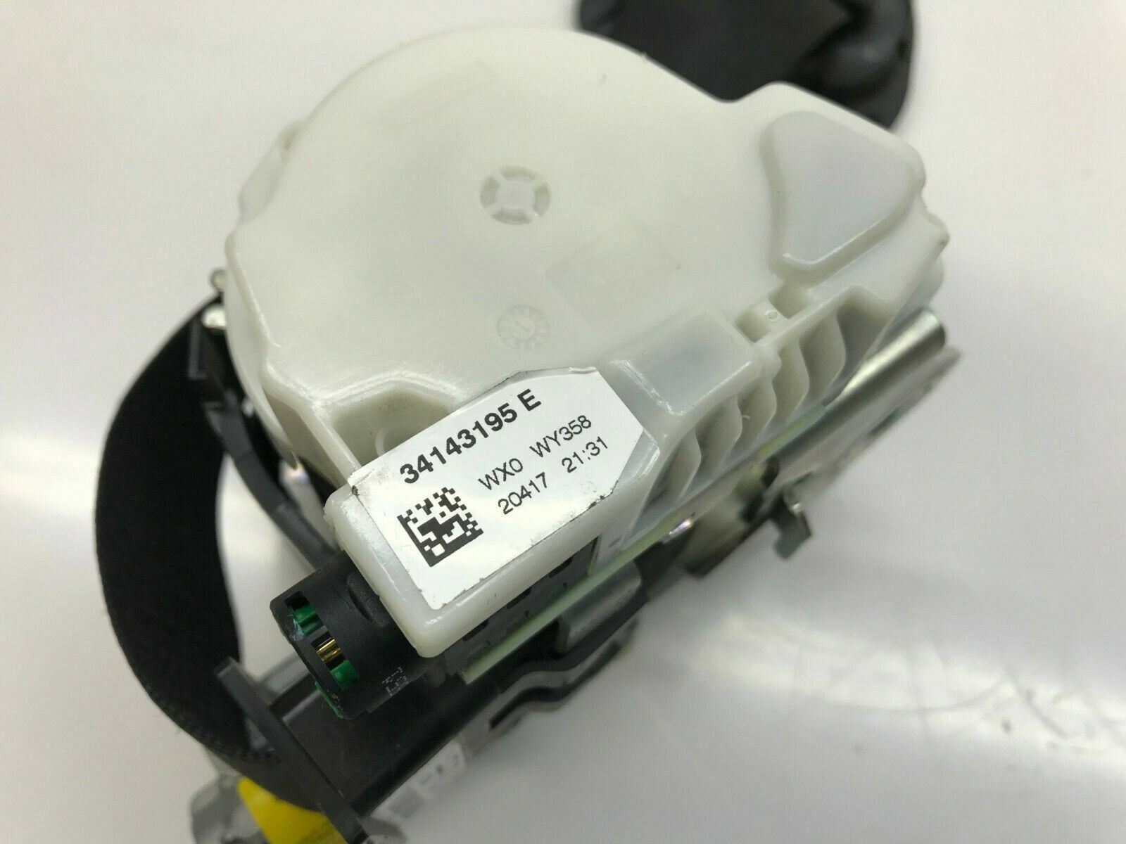BMW FRONT RIGHT PASSENGER SIDE SEAT BELT OEM 34143195E | eBay