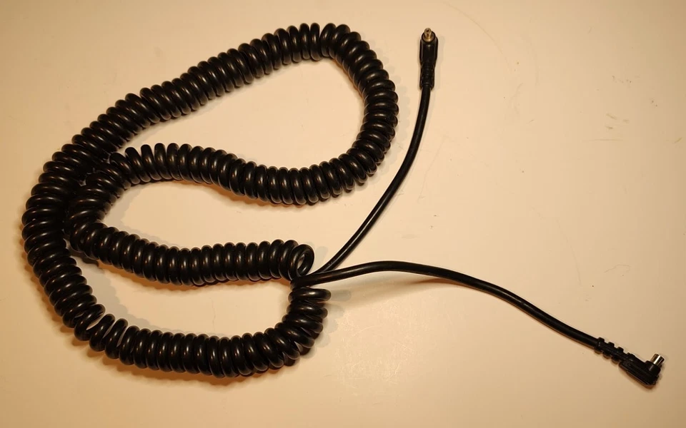 Quantum Radio to PC 3 Foot Coil Cable - Image 3 of 3