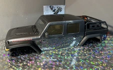 Axial SCX10 iii Jeep JT Gladiator Grey Body w/ Interior Roll Cage & LED Lights
