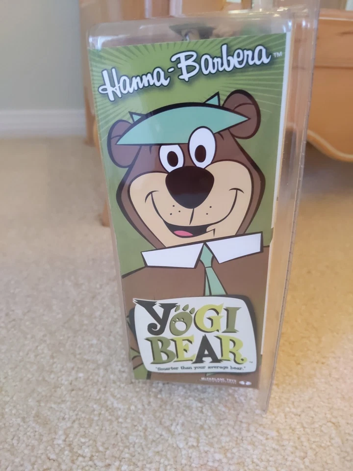 Hanna Barbera 系列 2 瑜伽熊 Boo Boo Ranger 套装 McFarlane 玩具 未拆封 2006 — 第 3/4 张图片