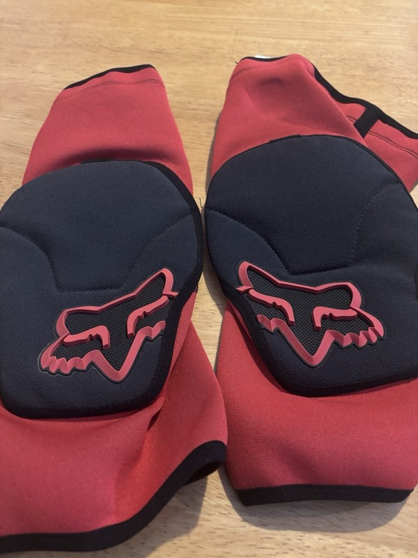 Fox Racing Knee Pads Size Large Red Black MTB Mountain Bike
