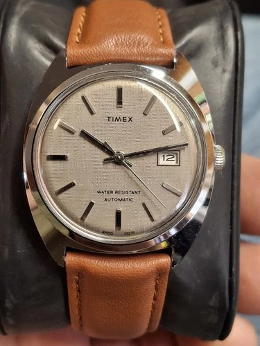 Timex Viscount 1975 Silver Tone Mens Vintage 1970s Automatic Self Winding Watch