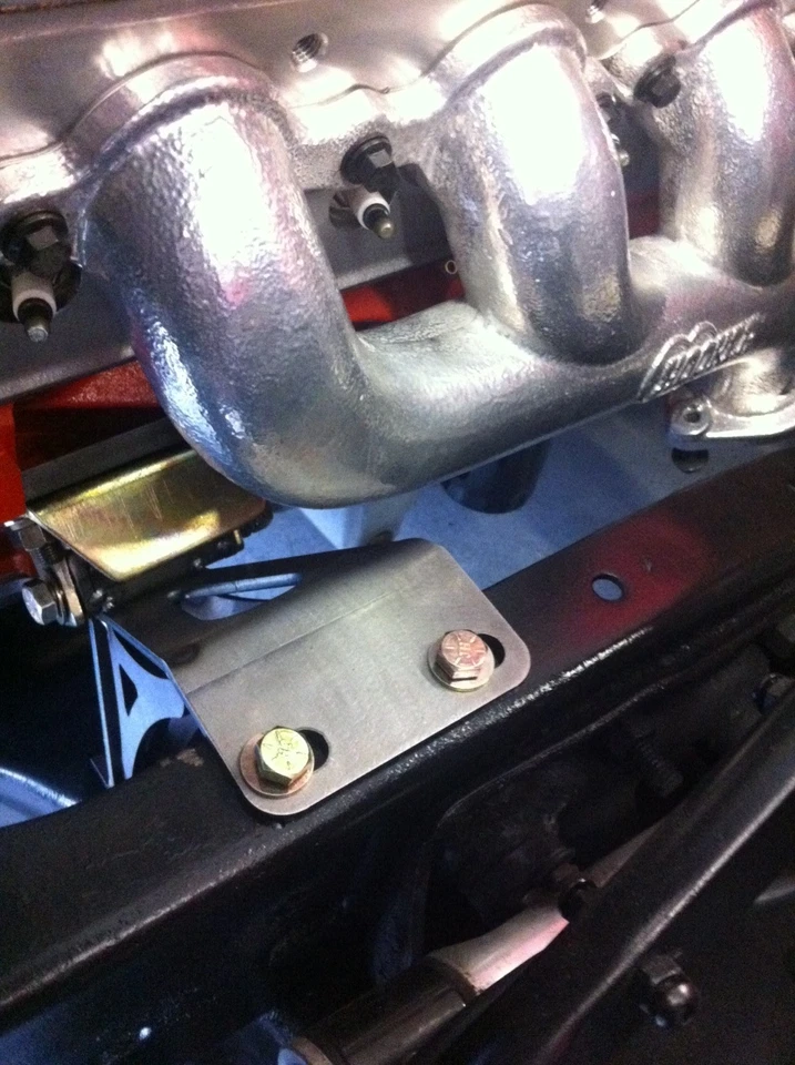 Camioneta Chevy C10 GMC 1963-72 bloque pequeño V8 soportes de chapa metálica Foto 2 de 4