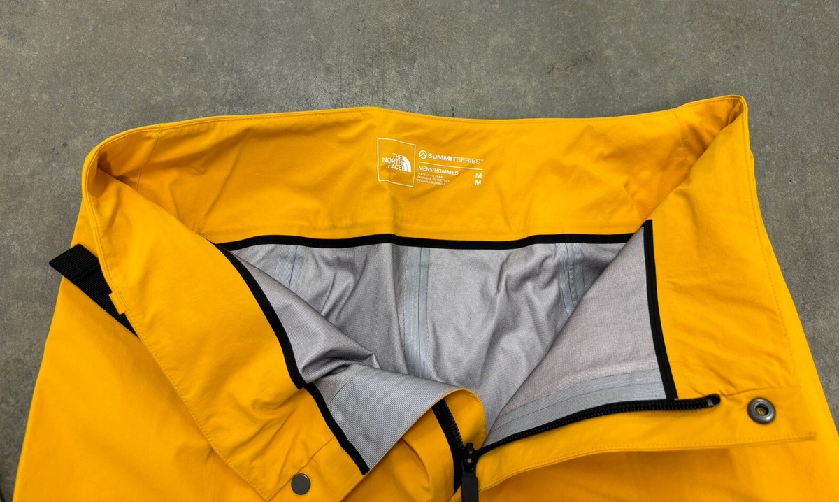 The North Face Summit Series ビブパンツイエロー The North Face Summit Series ビブパンツイエロー