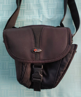Lowepro Rezo TLZ 10 Black Camera Bag with Shoulder Strap Used