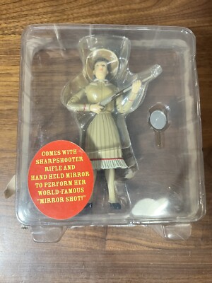 Annie Oakley 5'' Action Figure Accoutrements With Sharpshooter Rifle & Mirror 
