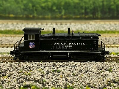 N Scale BLI Union Pacific (Custom Painted) SW7 Switch w/ DCC
