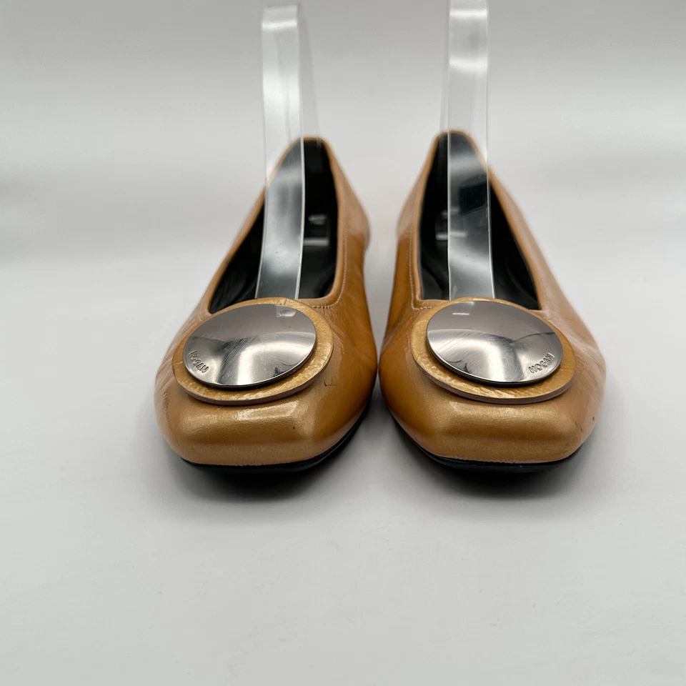 Sapatos femininos Hogan balé 6,5 ouro couro envernizado enfeite disco prata - Imagem 4 de 4