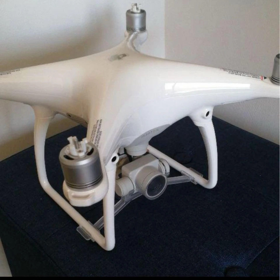 Dji Phantom 4 Drone With 2 Batteries Camera Drone Quadcopter Photography - Image 2 of 4