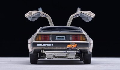 1: 18 SunStar DeLorean DMC-12 1981 Return to Future Prototype