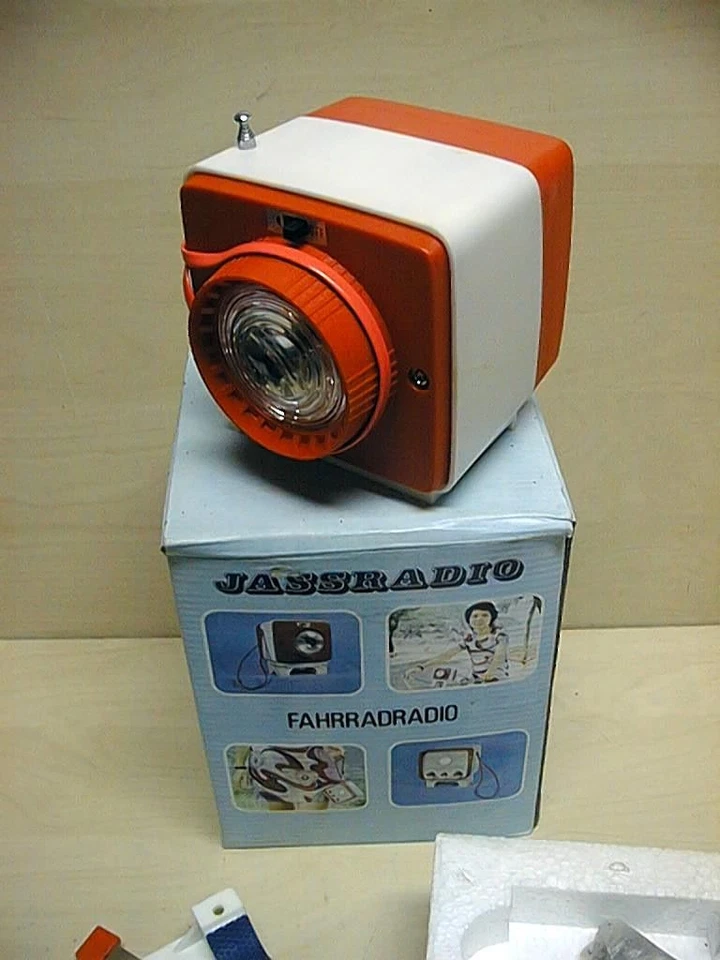 1970er Jahre Made in Hong-Kong Fahrradradio JASSRADIO model 9615 für Bonanzarad - Bild 2 von 4