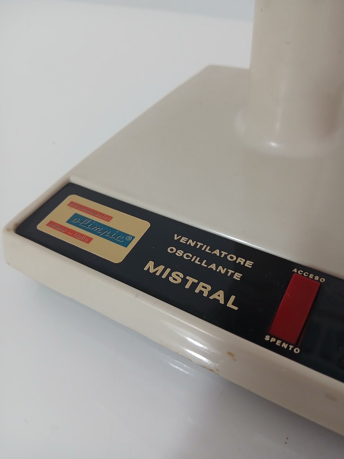 Ventilatore Vintage Anni 70 Olimpic Milano Modello Mistral Tavolo Modernariato foto 5