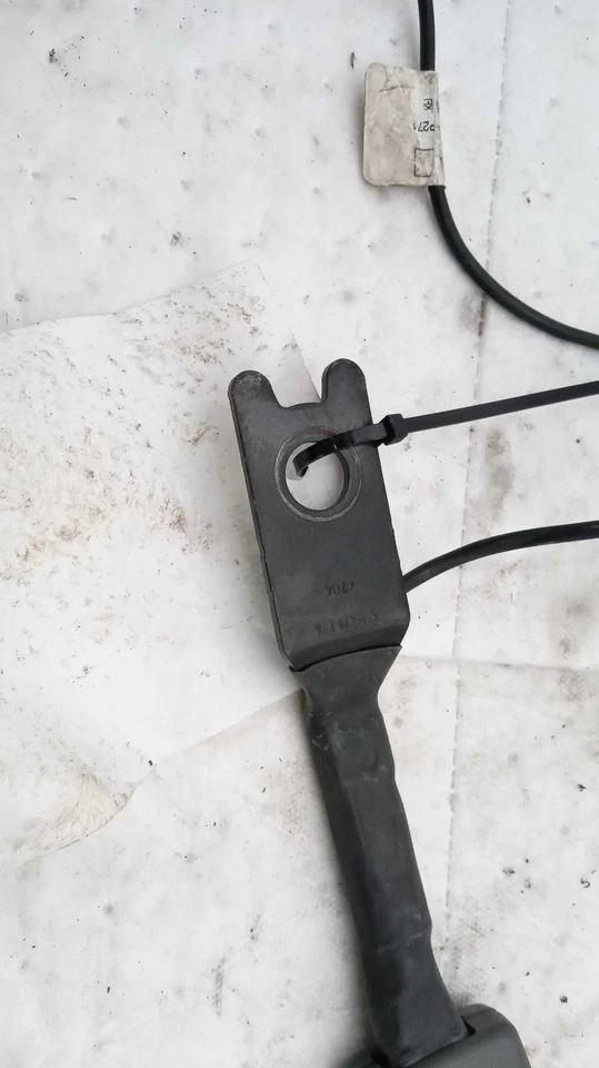 2006 Hyundai Santa Fe Silver Driver Seat Belt OEM 8883026700 123K Miles Foto 2 de 4