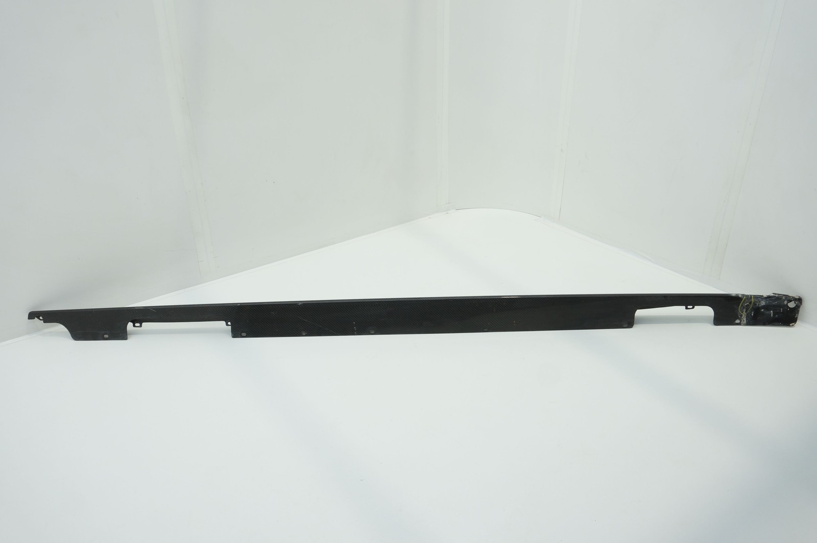 Aston Martin Vanquish 2012-2018 Left Rocker panel trim P/N CD3310611BC