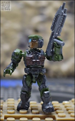 HALO MEGA BLOKS UNSC GREEN MARINE MINI FIGURE 96942 ELEPHANT * DARK SKIN