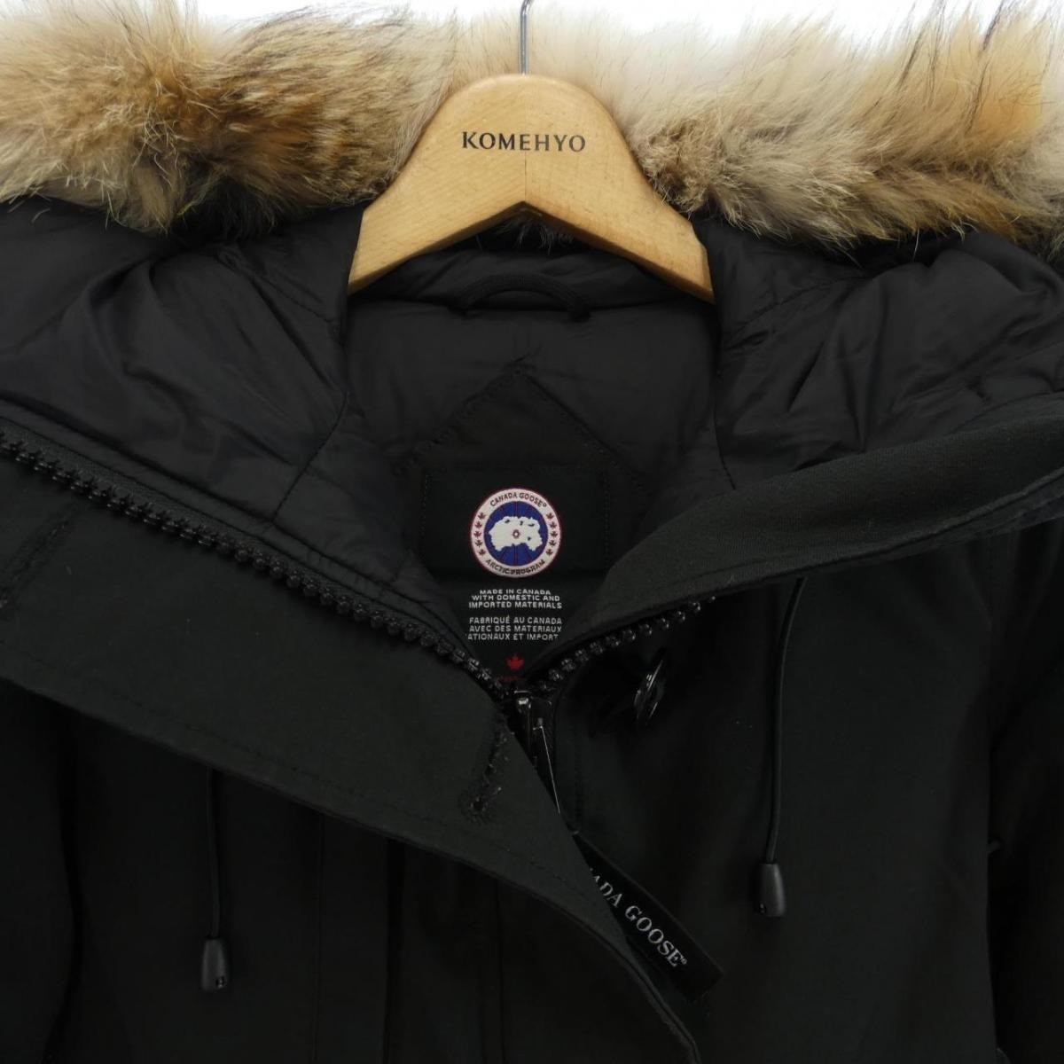 Canada Goose Men's black down jacket thumbnail 3