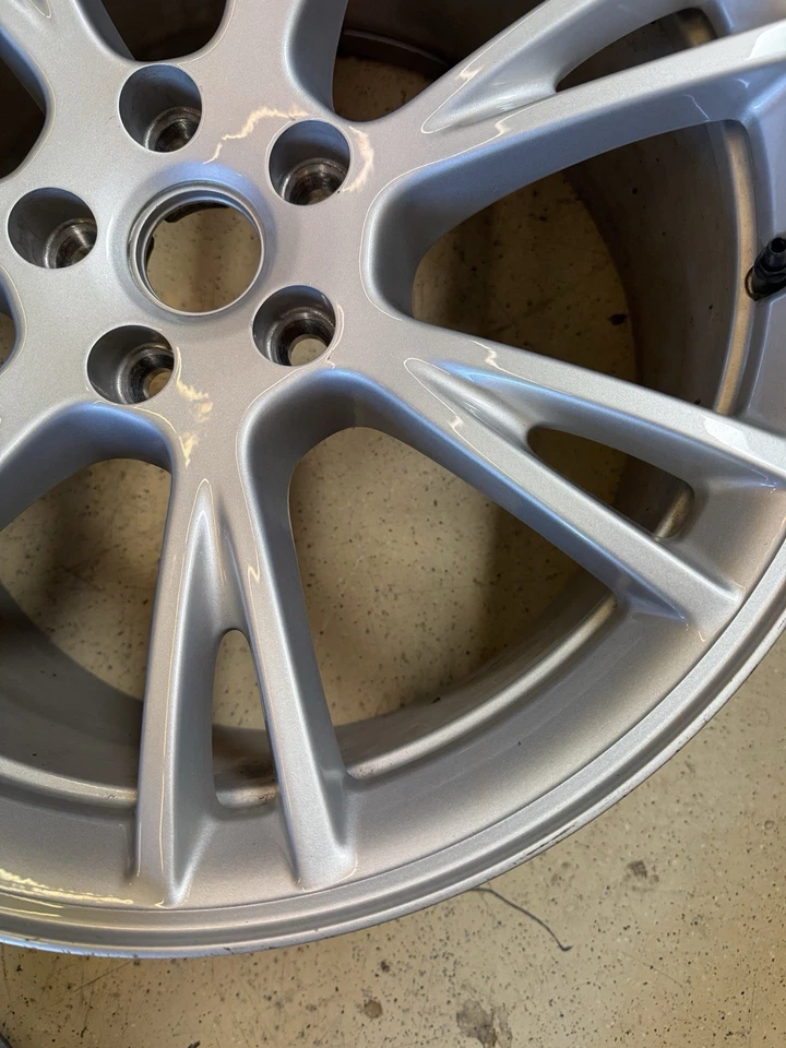Tesla Model 3 19 x 9.5 2017-2021 OEM Wheel 118822200B 96958A W11072 - Image 4 of 4