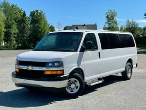 2017 Chevrolet Express Passenger V8 6.0L, 12 PASSAGERS, MODELE LT !!!