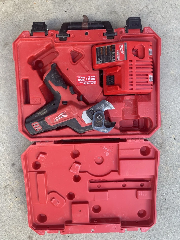 Milwaukee 2472-21XC M12 600 Mcm Cable Cutter - Red - Image 3 of 4