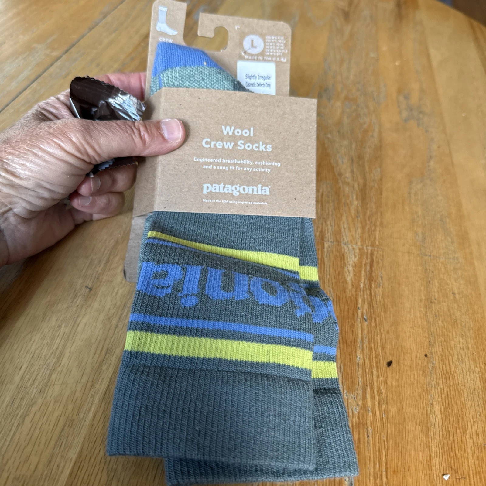 PATAGONIA Wool Hiking Performance Socks Crew Cushioned Mens / Womens Size L
Opens in a new window or