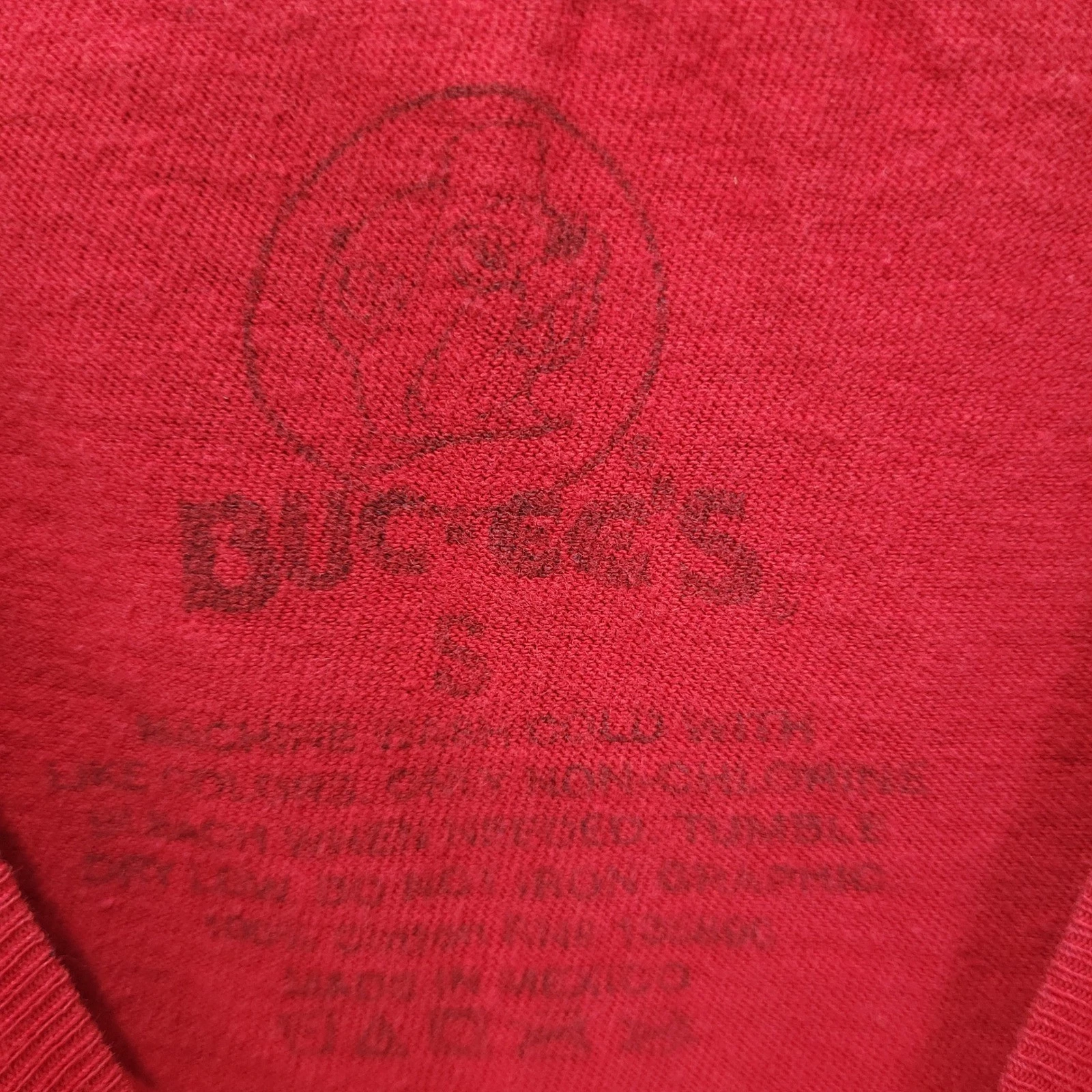 Buc-ee's Red T-Shirt Beaver Mascot Graphic Tee