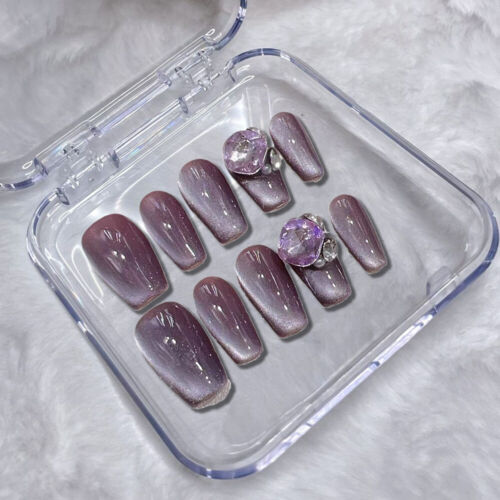 Manucure court cercueil faux ongles violet œil de chat fait main 10 pièces - Photo 1 sur 10